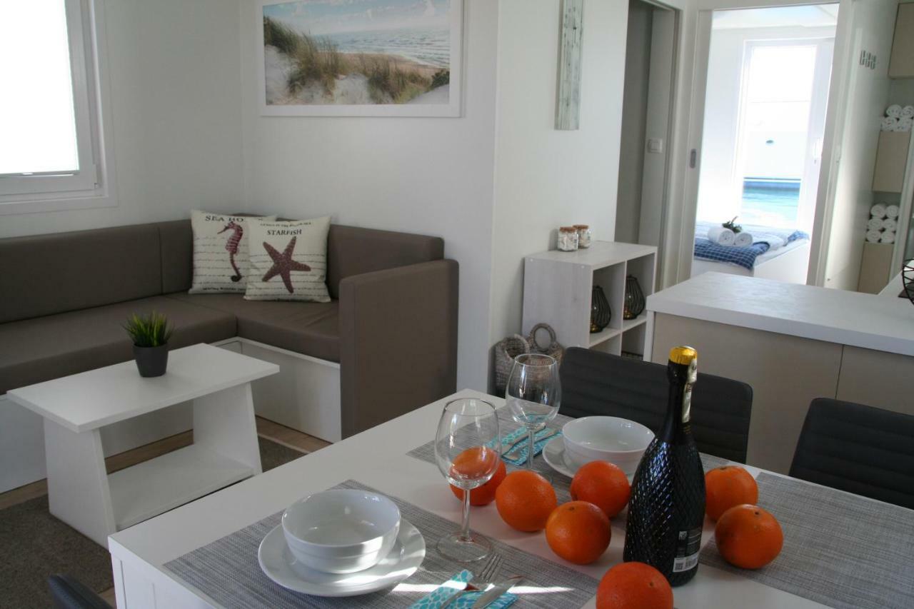 Floating House Marina Royal Villa Portoroz Bagian luar foto