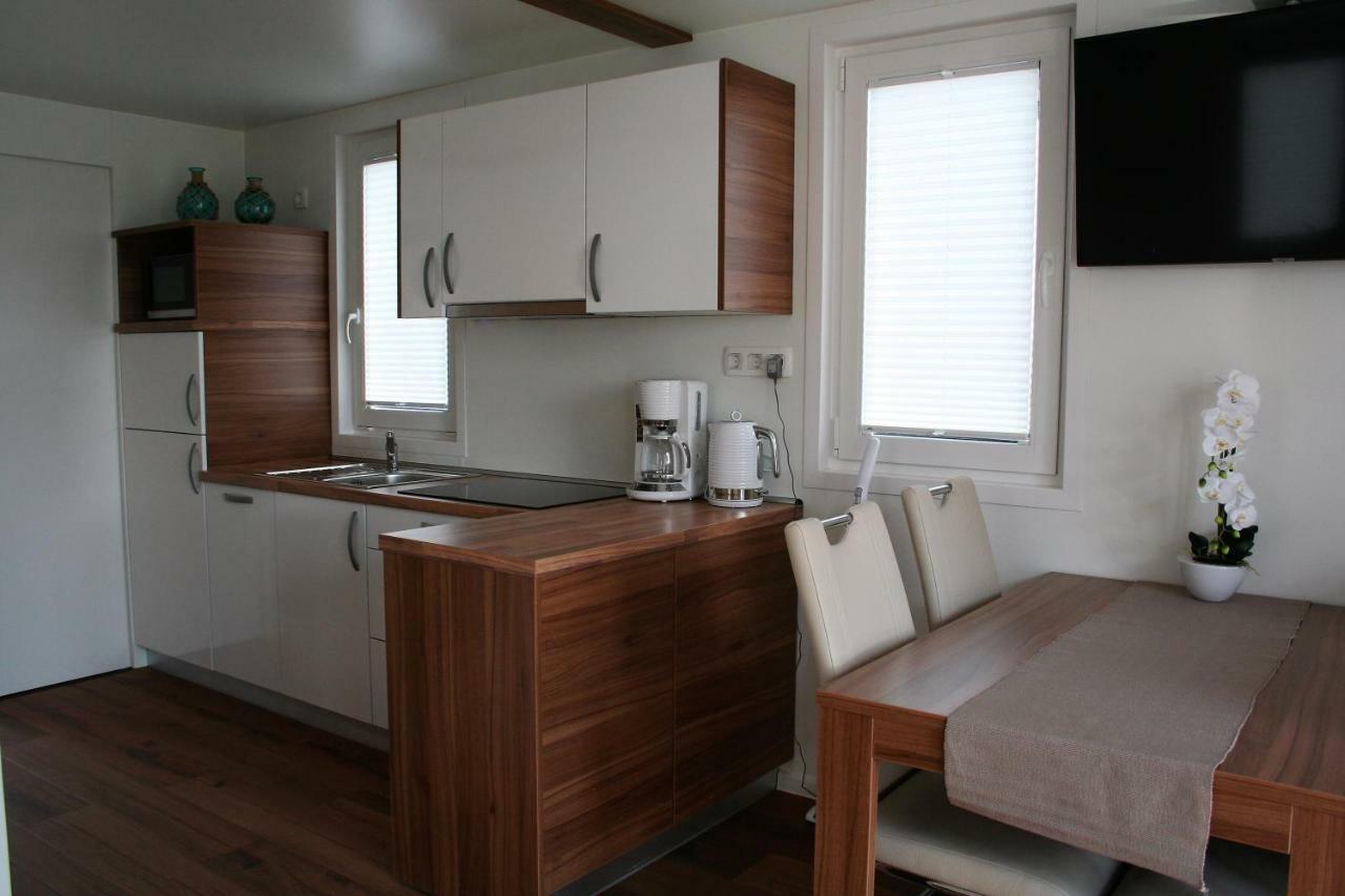 Floating House Marina Royal Villa Portoroz Bagian luar foto