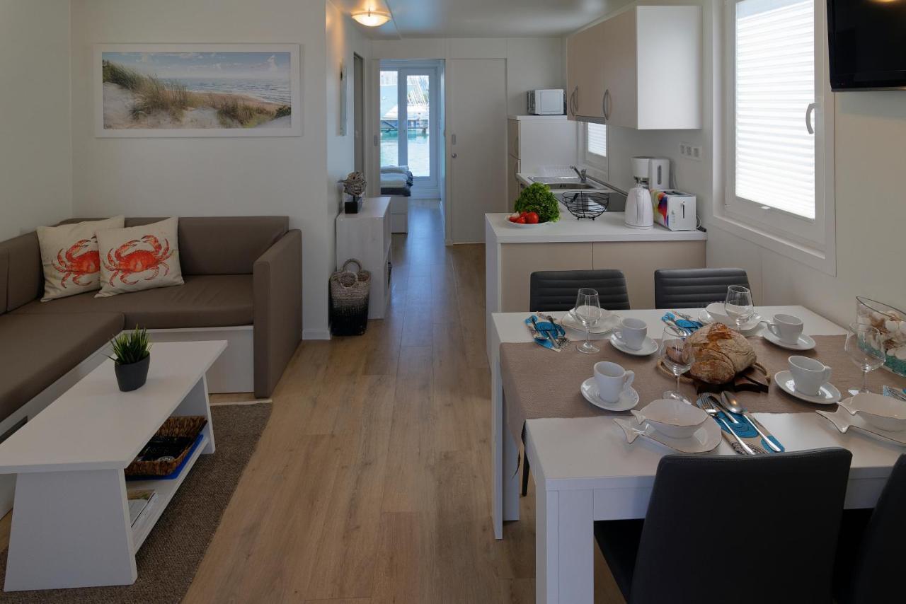 Floating House Marina Royal Villa Portoroz Bagian luar foto
